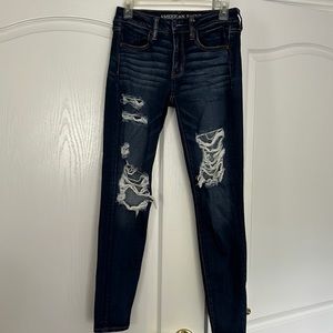 American Eagle blue ripped jegging size US 6 regular